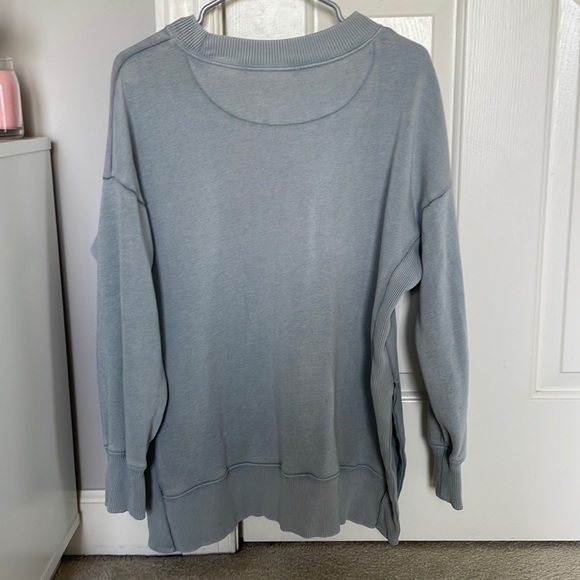 Aerie grey crewneck - Picture 3 of 3